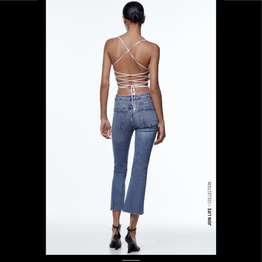 🎉HP🎉 ZARA - Cropped Flare Jeans - Picture 4 of 8